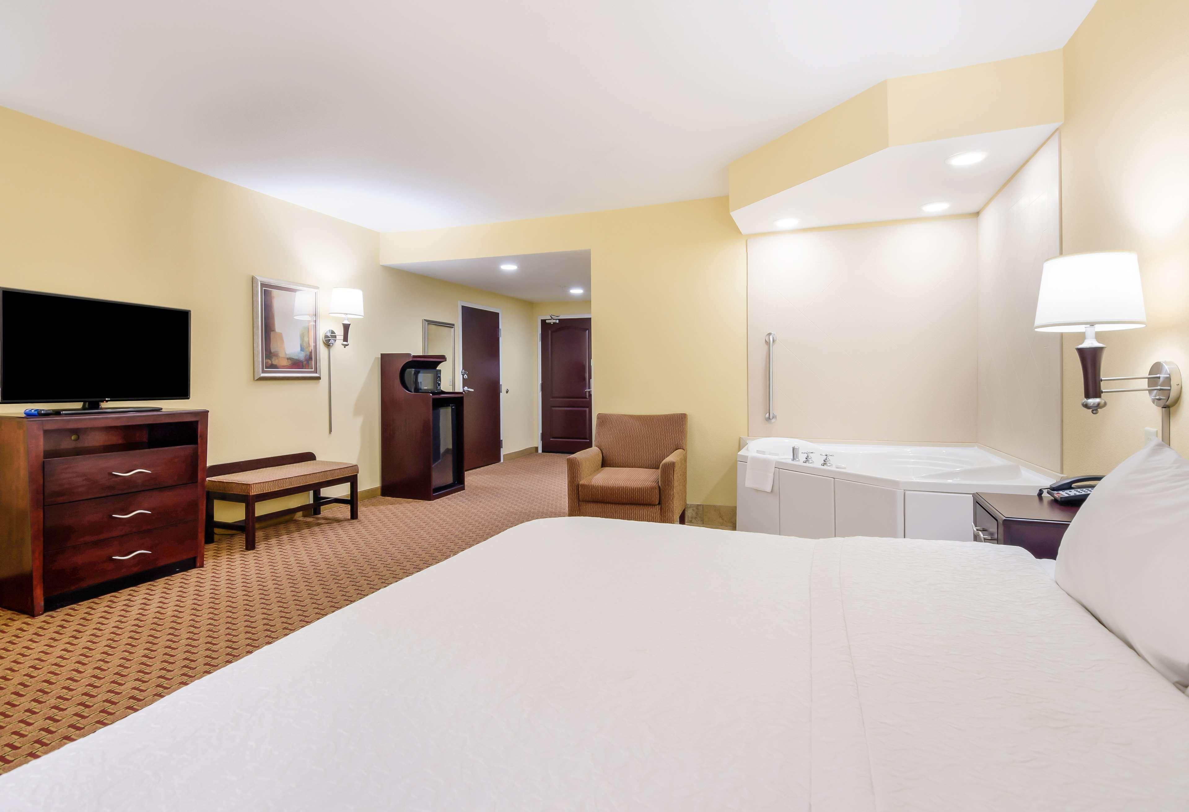 Hampton Inn Galax Luaran gambar