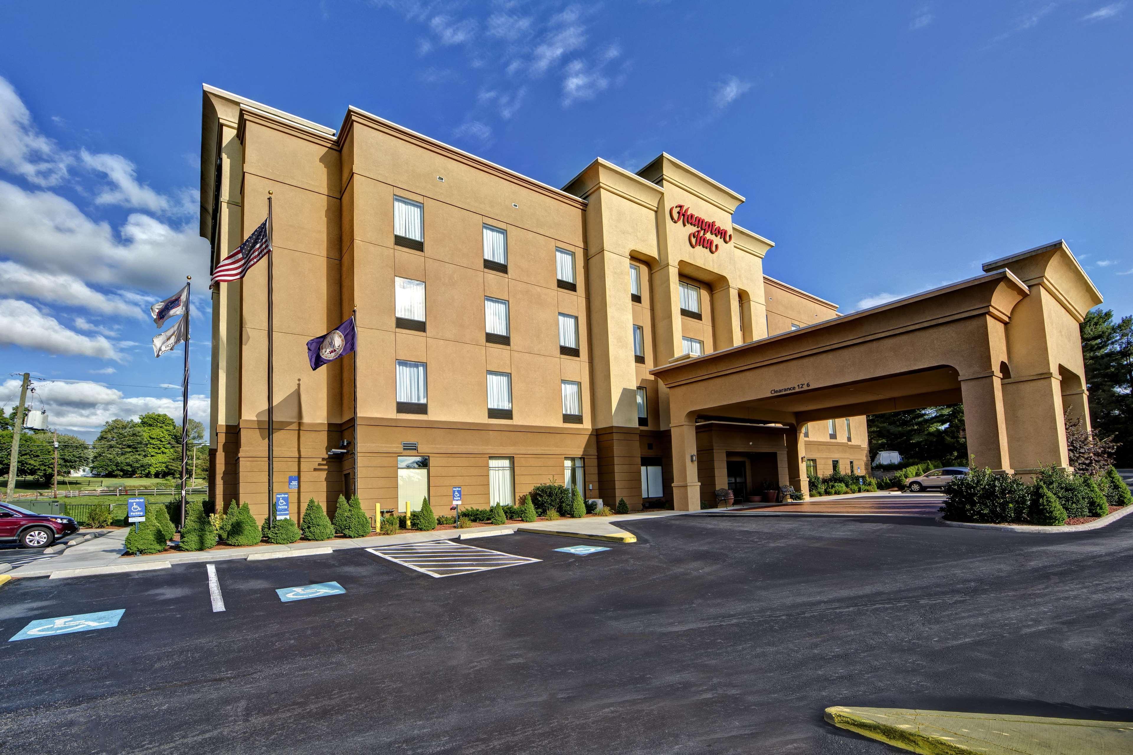 Hampton Inn Galax Luaran gambar